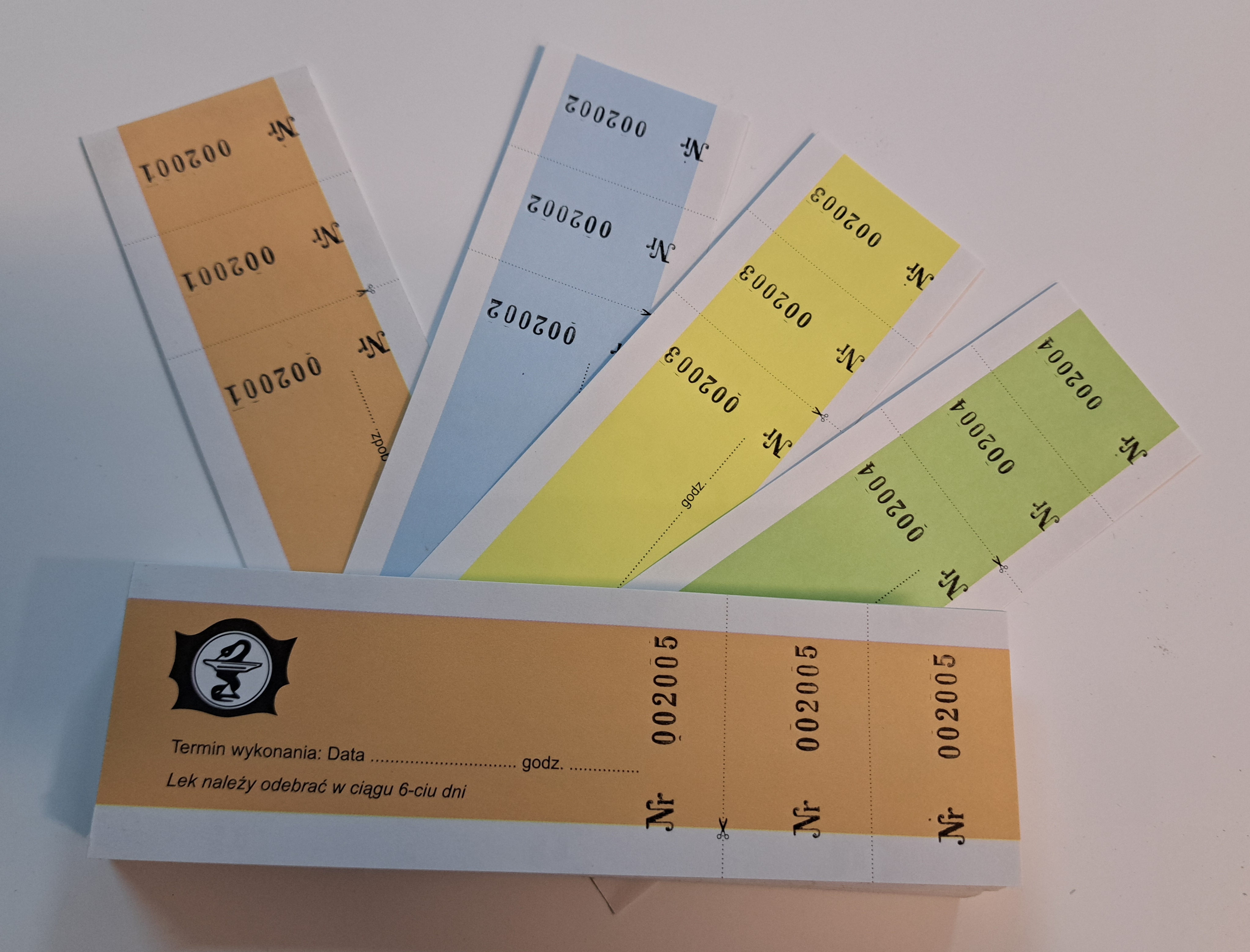 apteka różne kolory